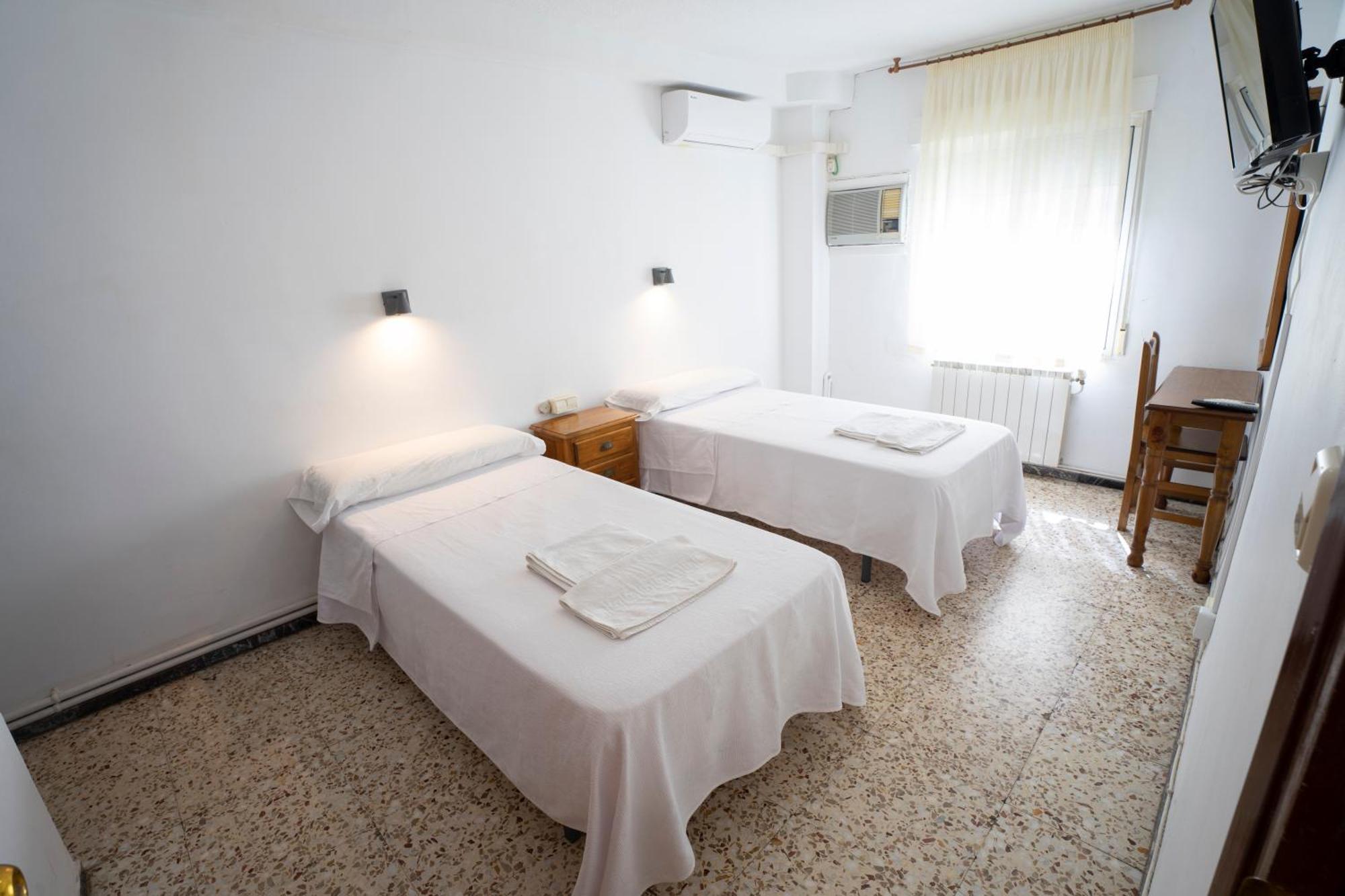 Hostal Residencia Pasaje Novelda Εξωτερικό φωτογραφία