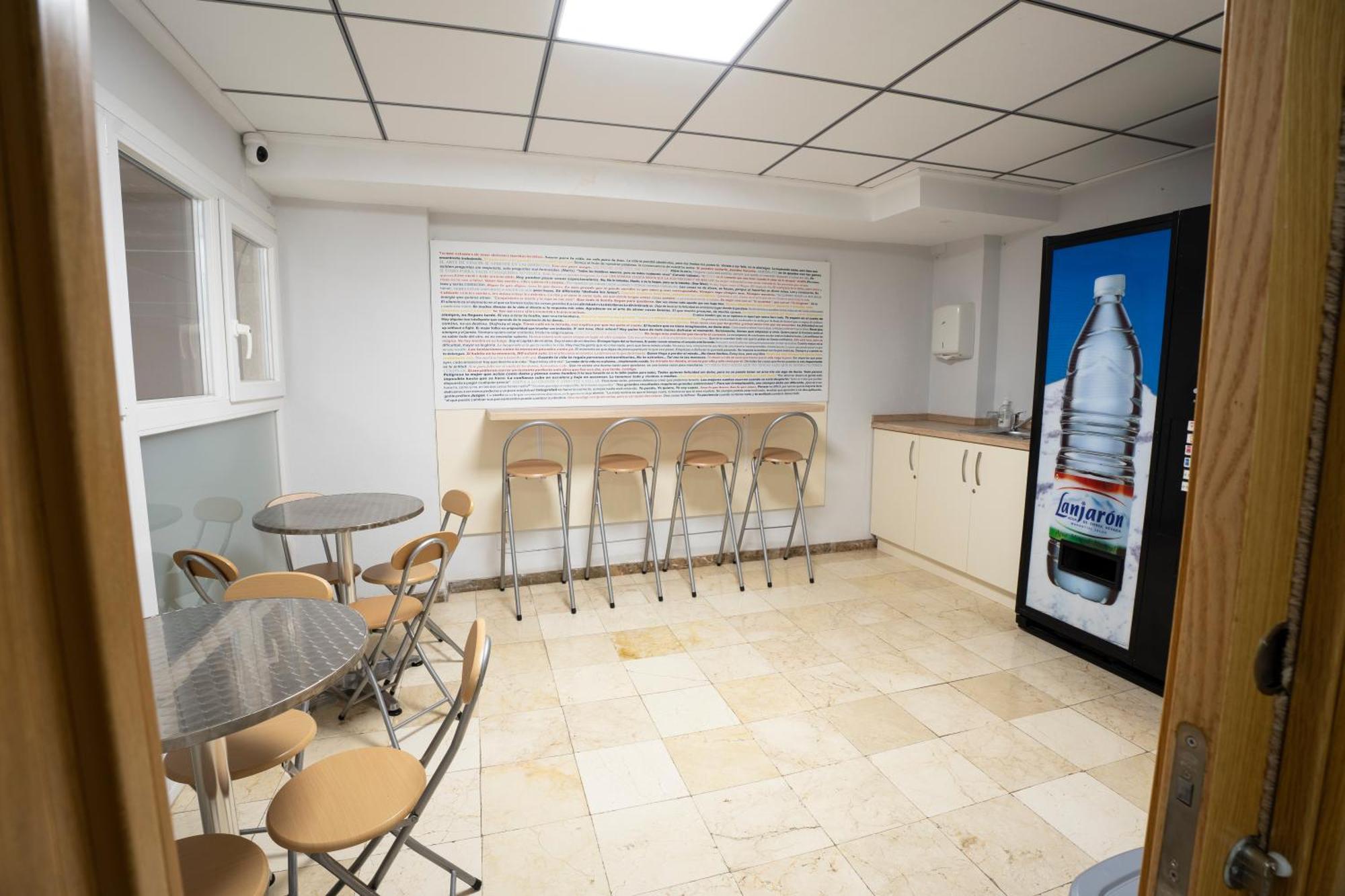 Hostal Residencia Pasaje Novelda Εξωτερικό φωτογραφία