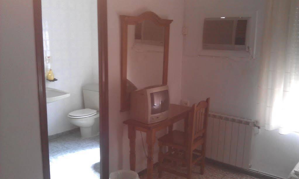 Hostal Residencia Pasaje Novelda Εξωτερικό φωτογραφία
